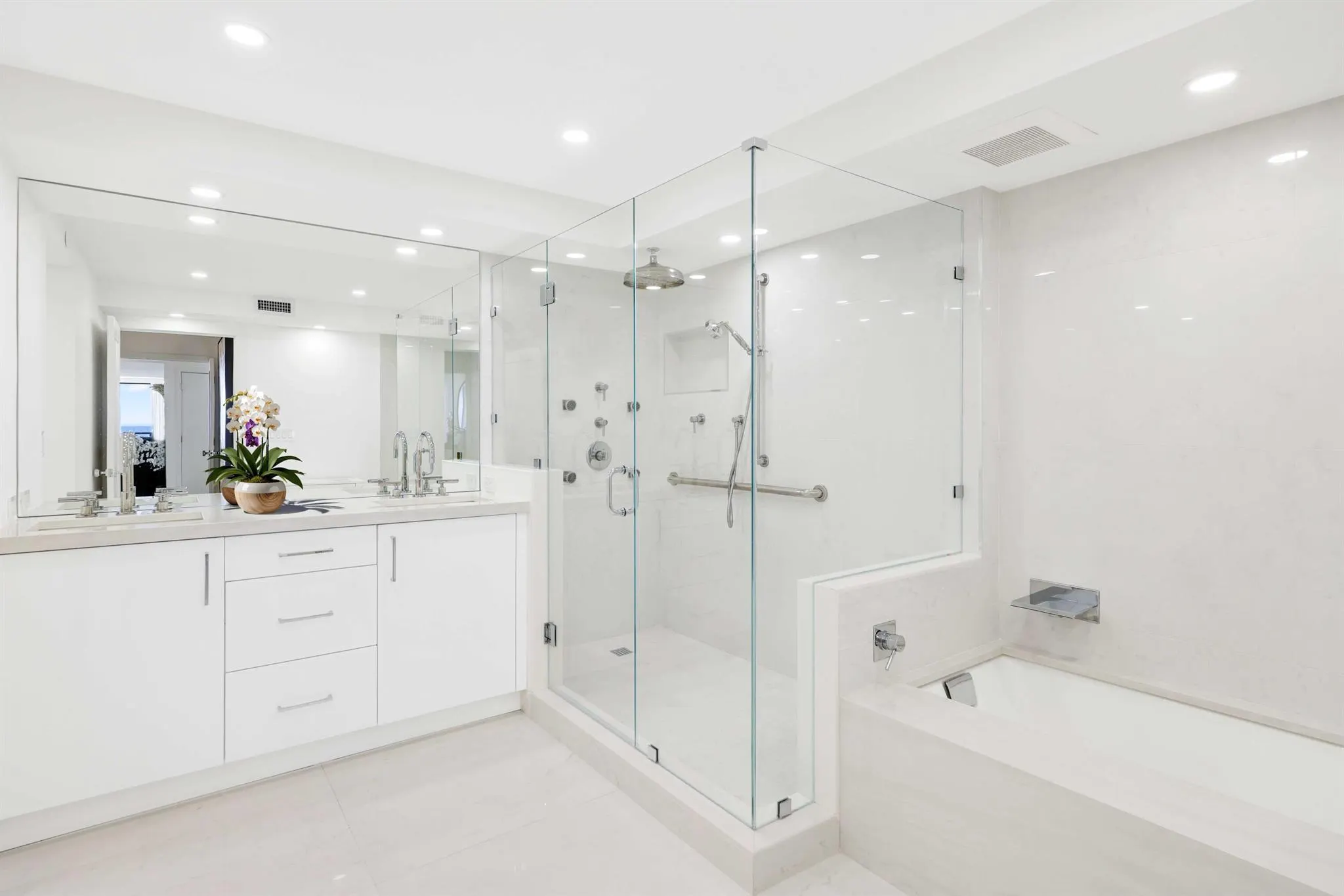 3440 S Ocean Boulevard, #402s