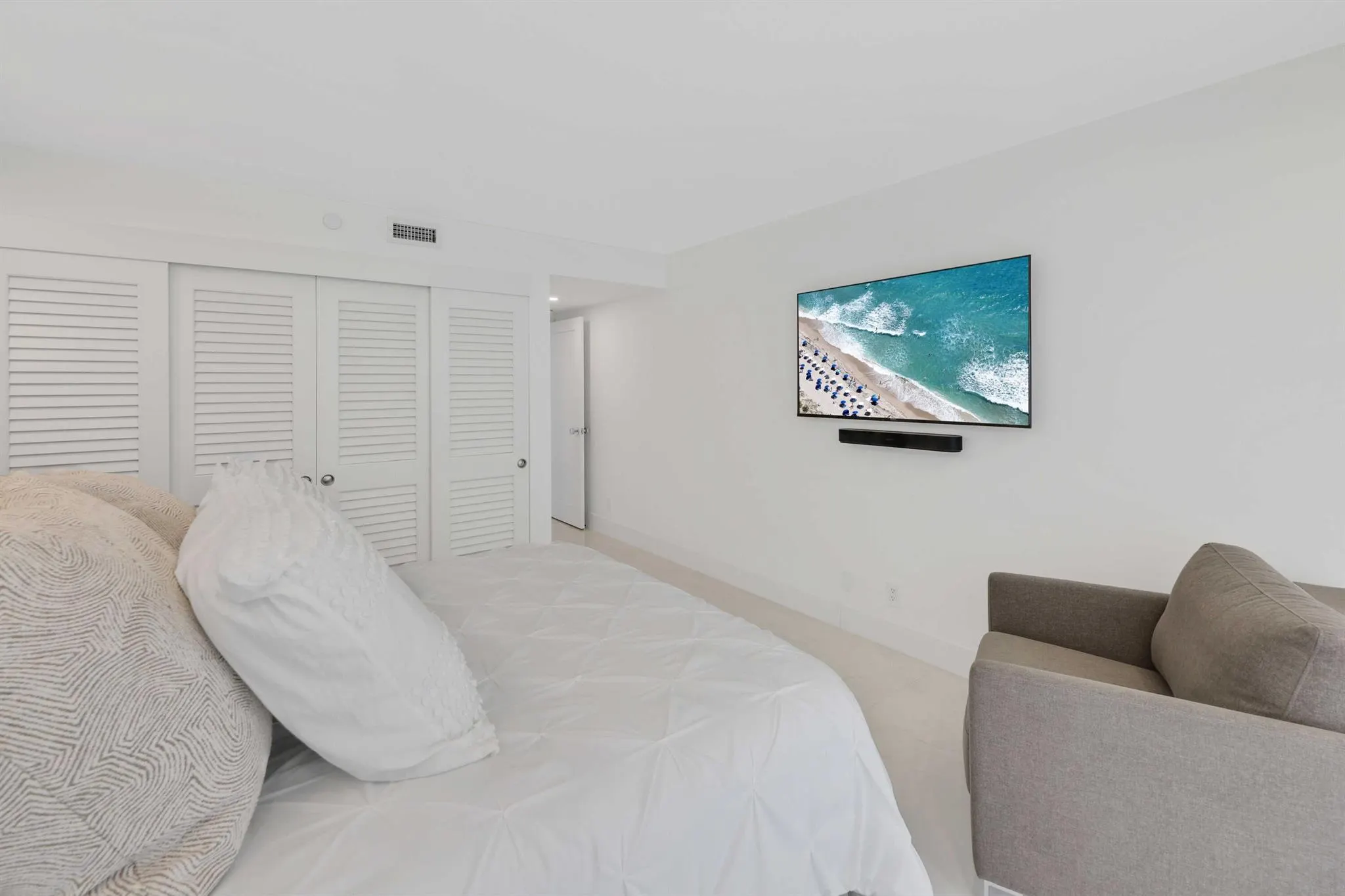 3440 S Ocean Boulevard, #402s