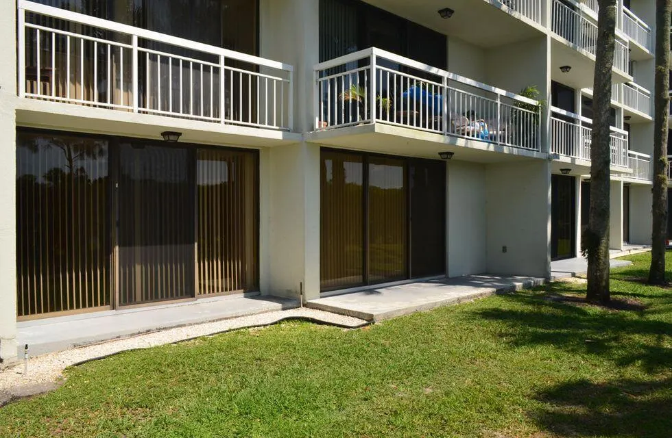 2721 Village Boulevard, #106