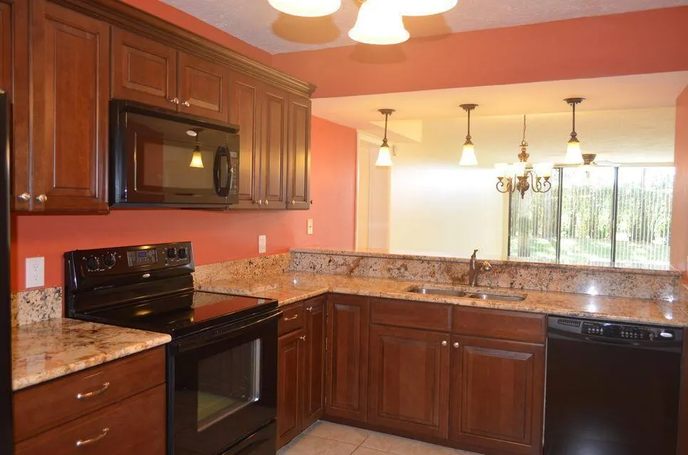 2721 Village Boulevard, #106