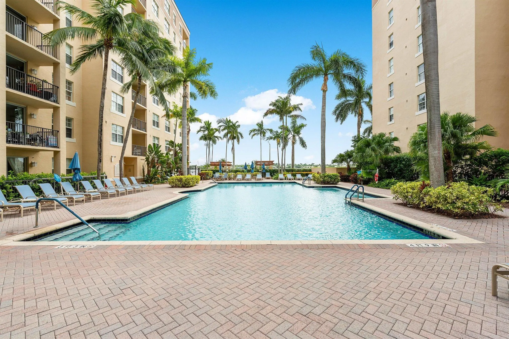 1801 N Flagler Drive, #729