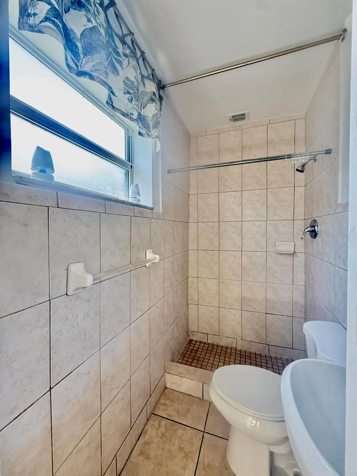 700 NE 168th Street
