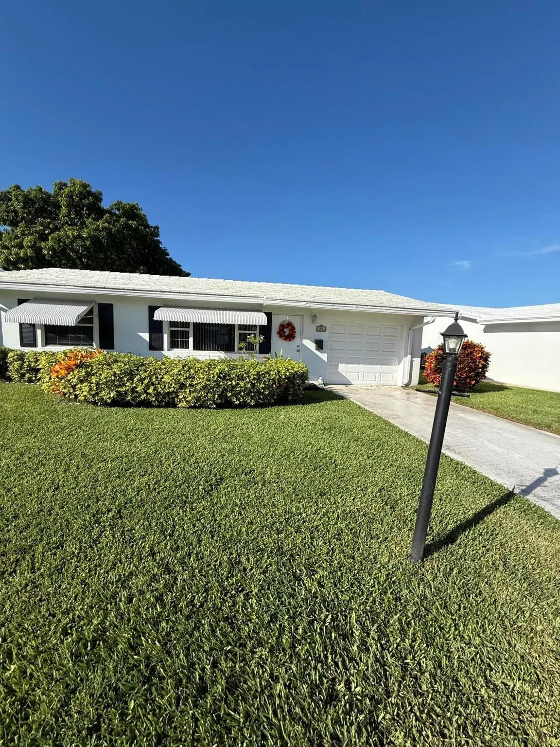 1904 SW Golf Lane