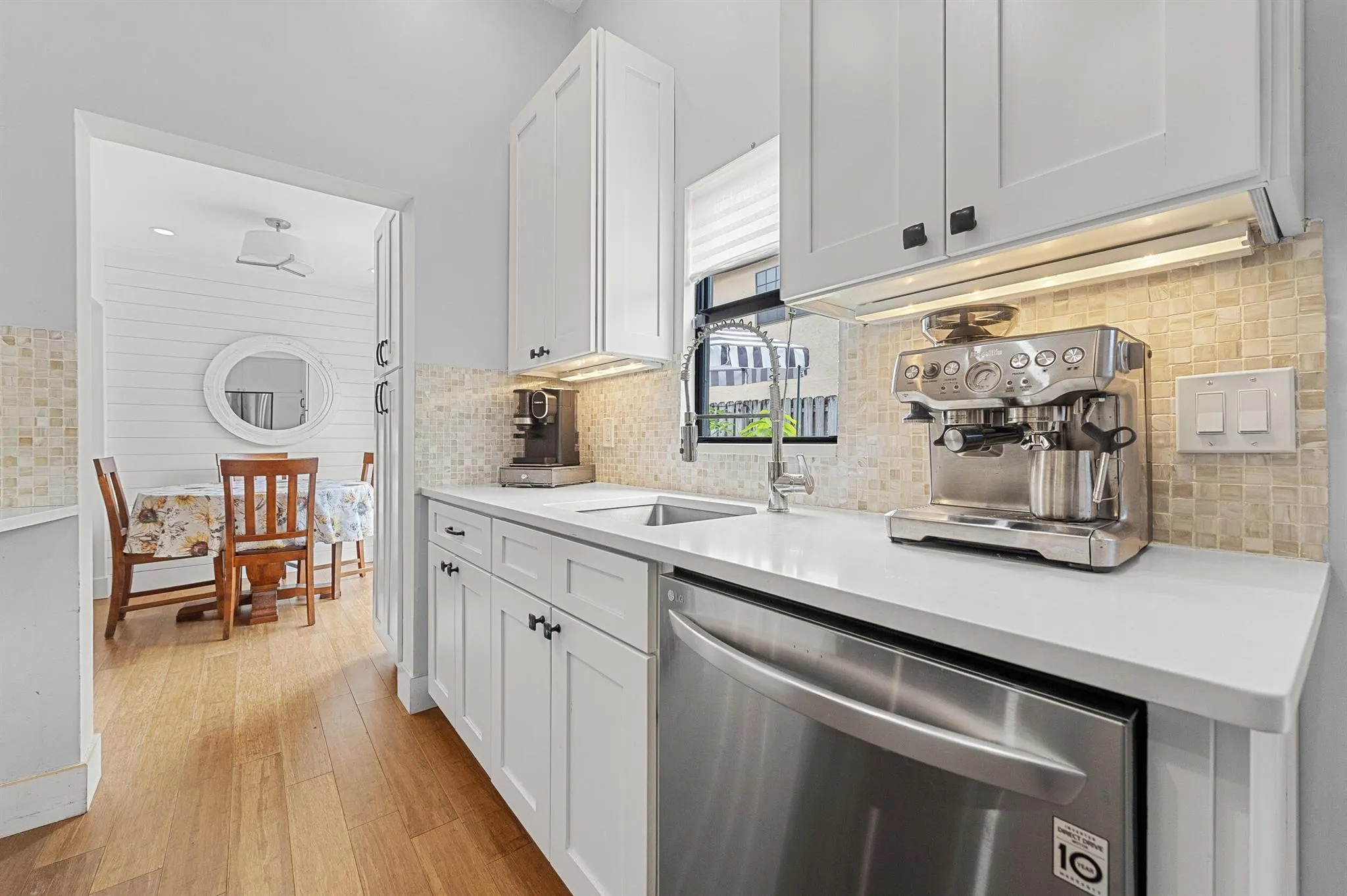 1712 Shoreside Circle Circle