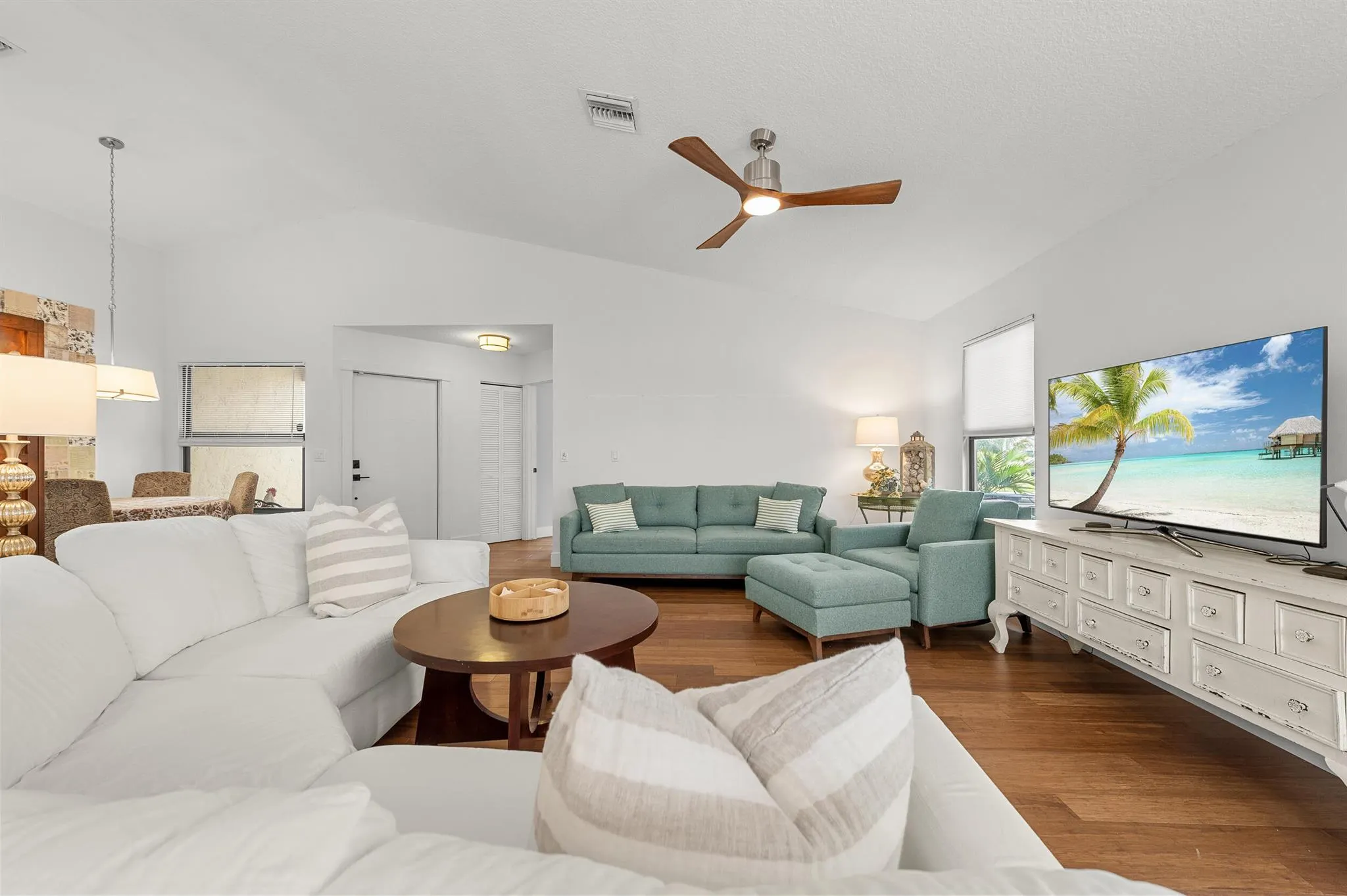 1712 Shoreside Circle Circle