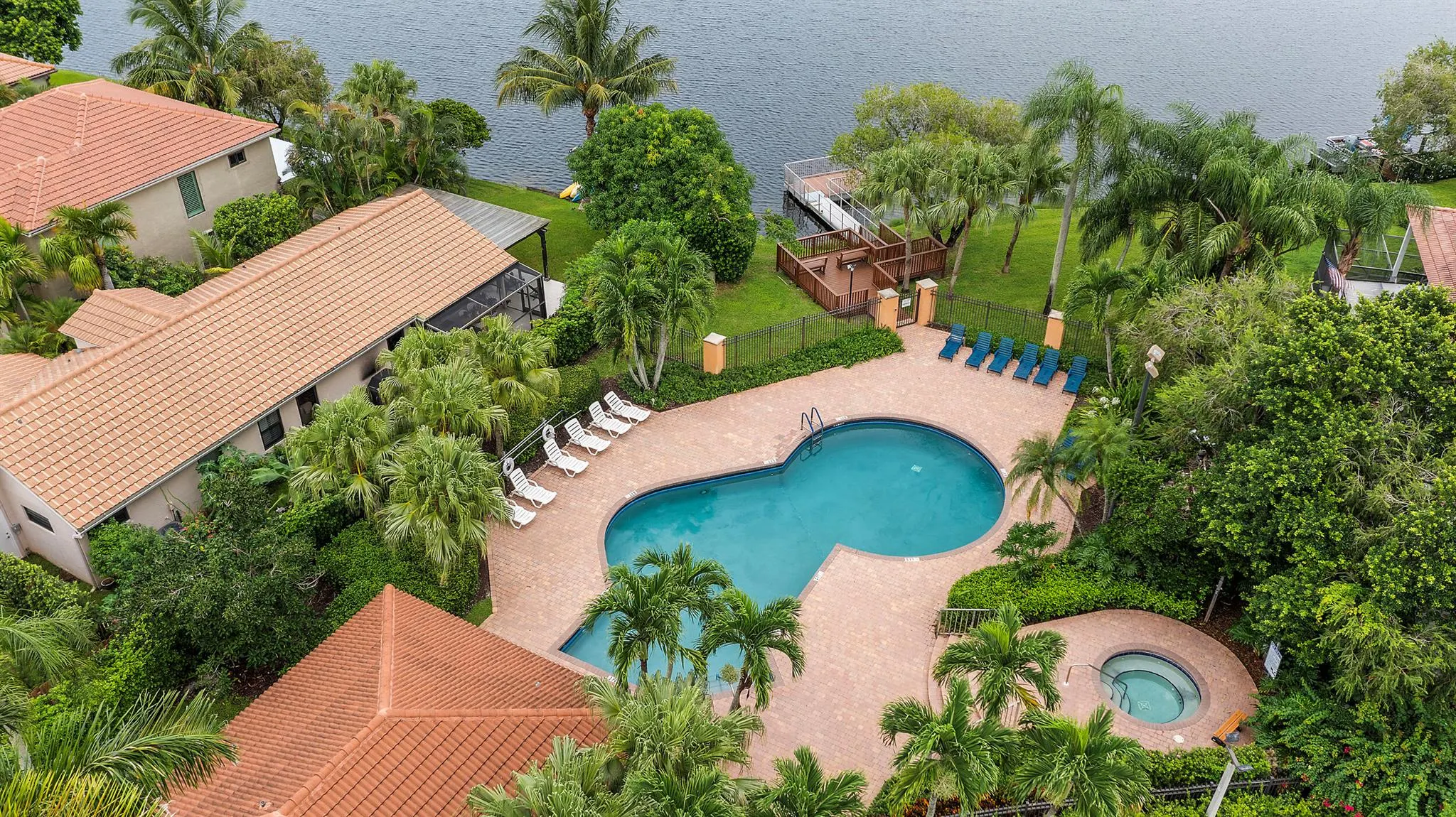 1712 Shoreside Circle Circle