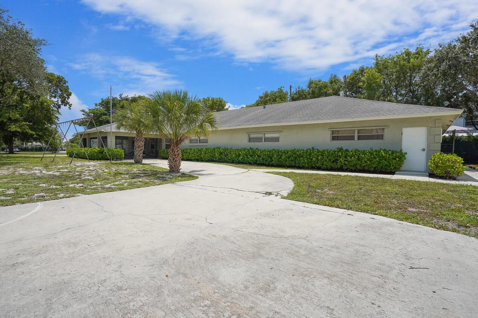 200 Sterling Avenue