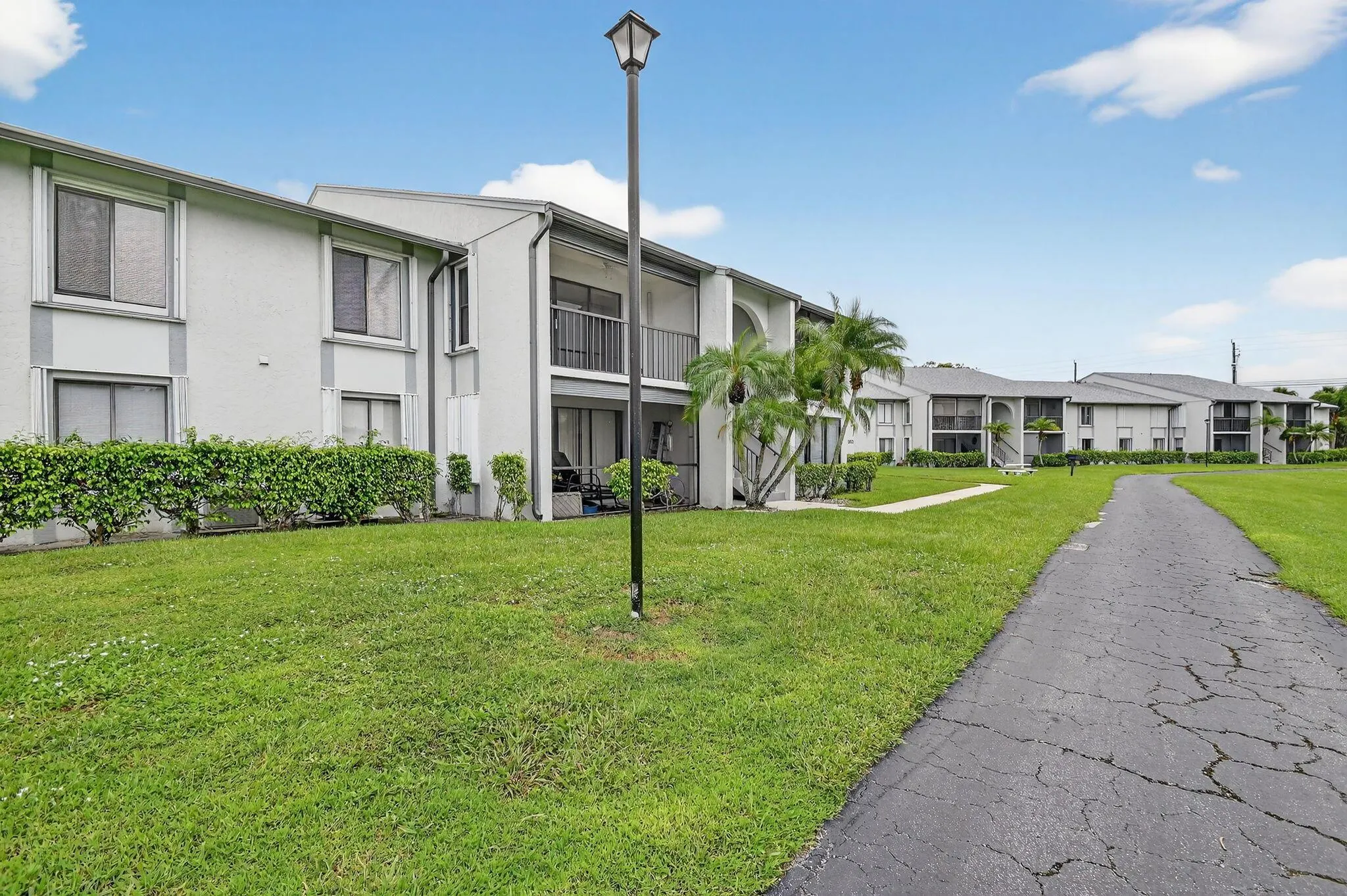 1002 Green Pine Boulevard, #C2