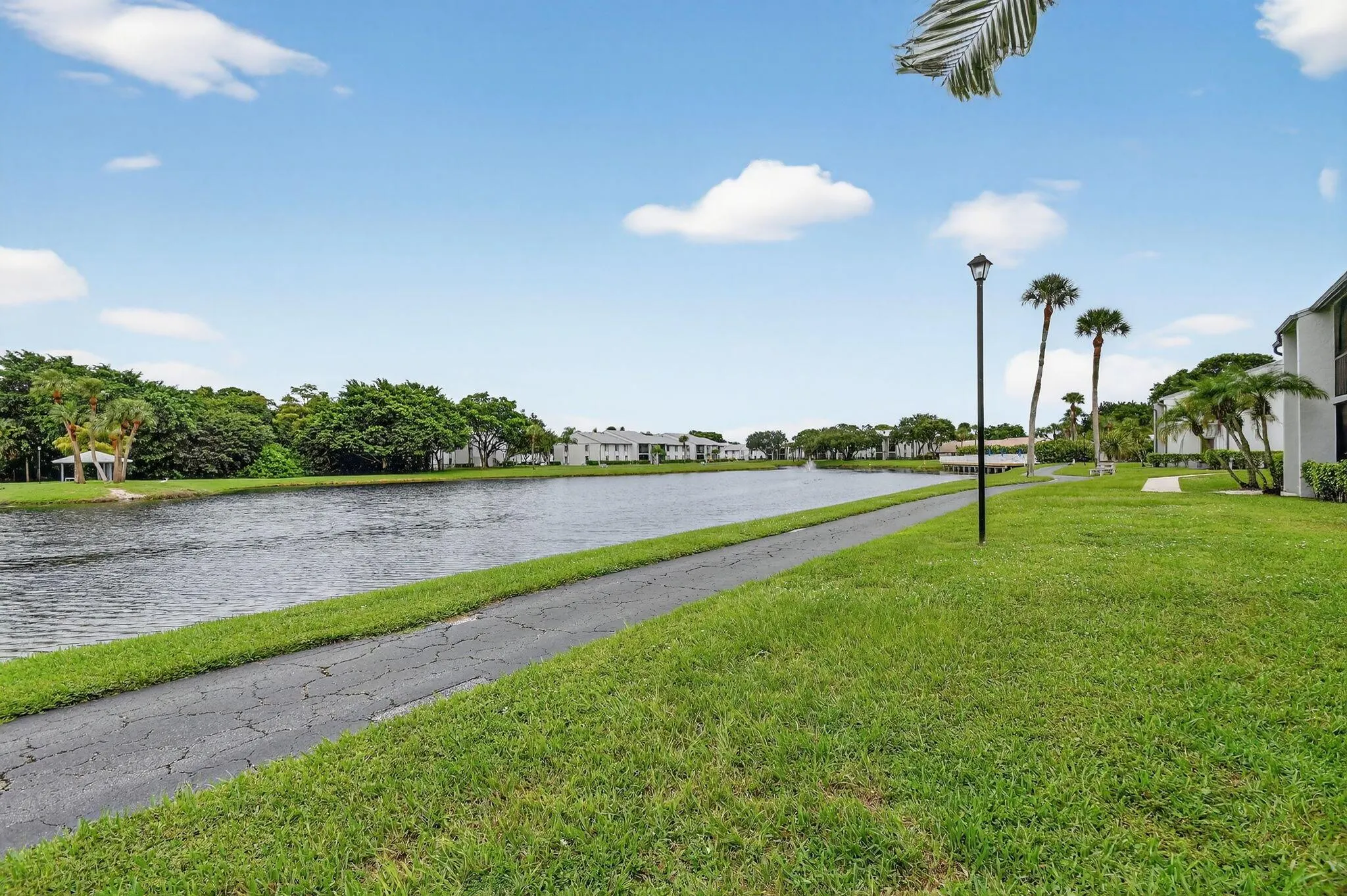 1002 Green Pine Boulevard, #C2