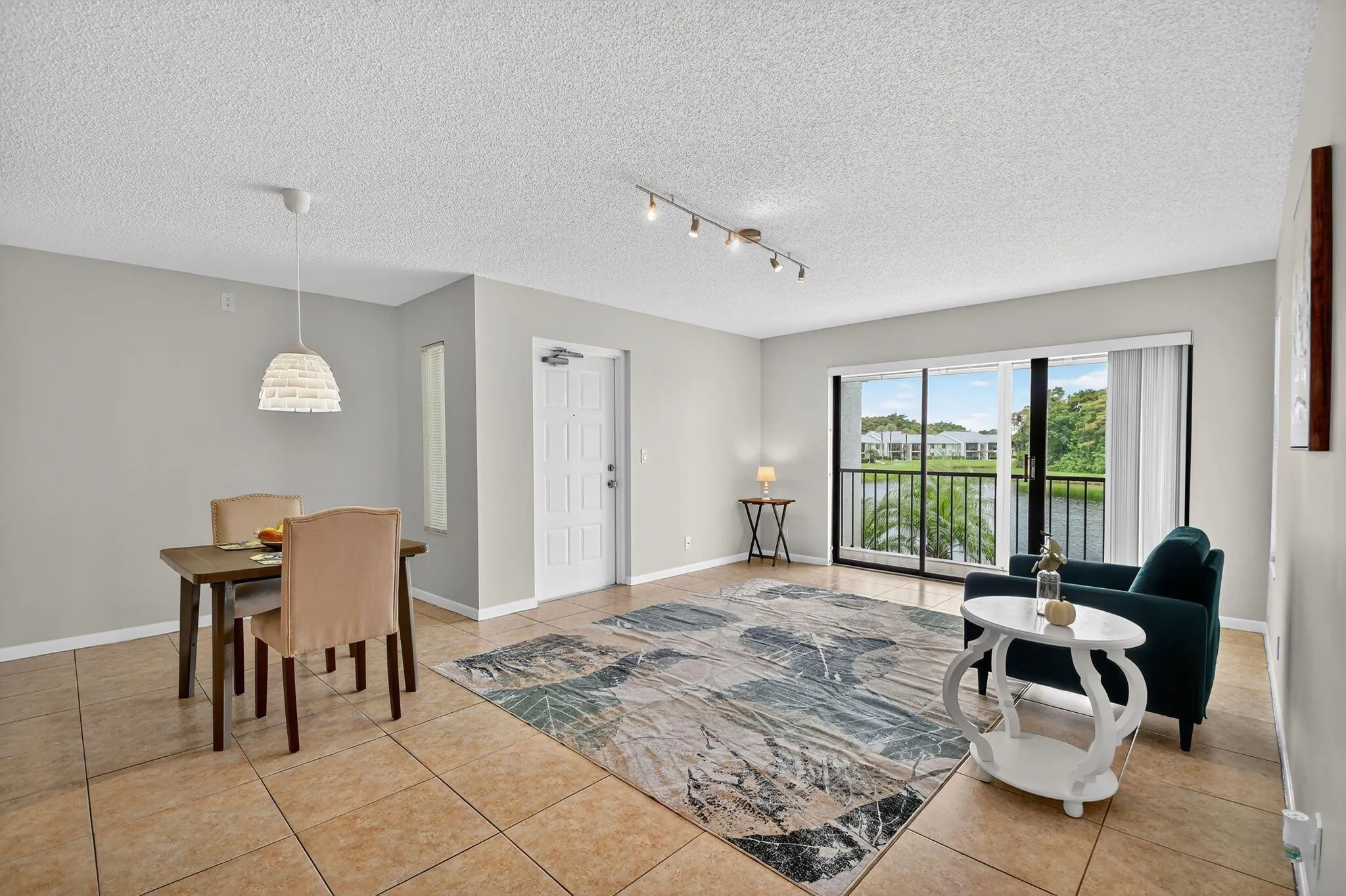 1002 Green Pine Boulevard, #C2