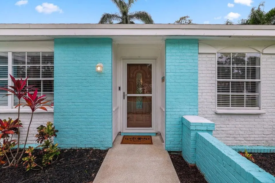 5554 Hibiscus Road