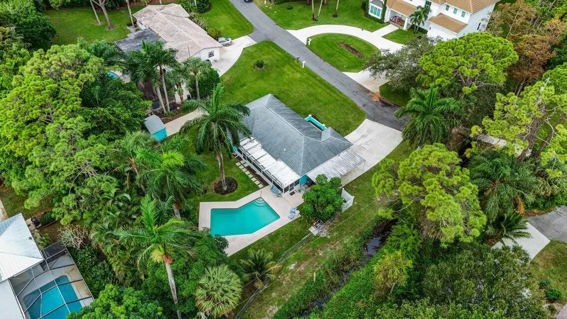 5554 Hibiscus Road