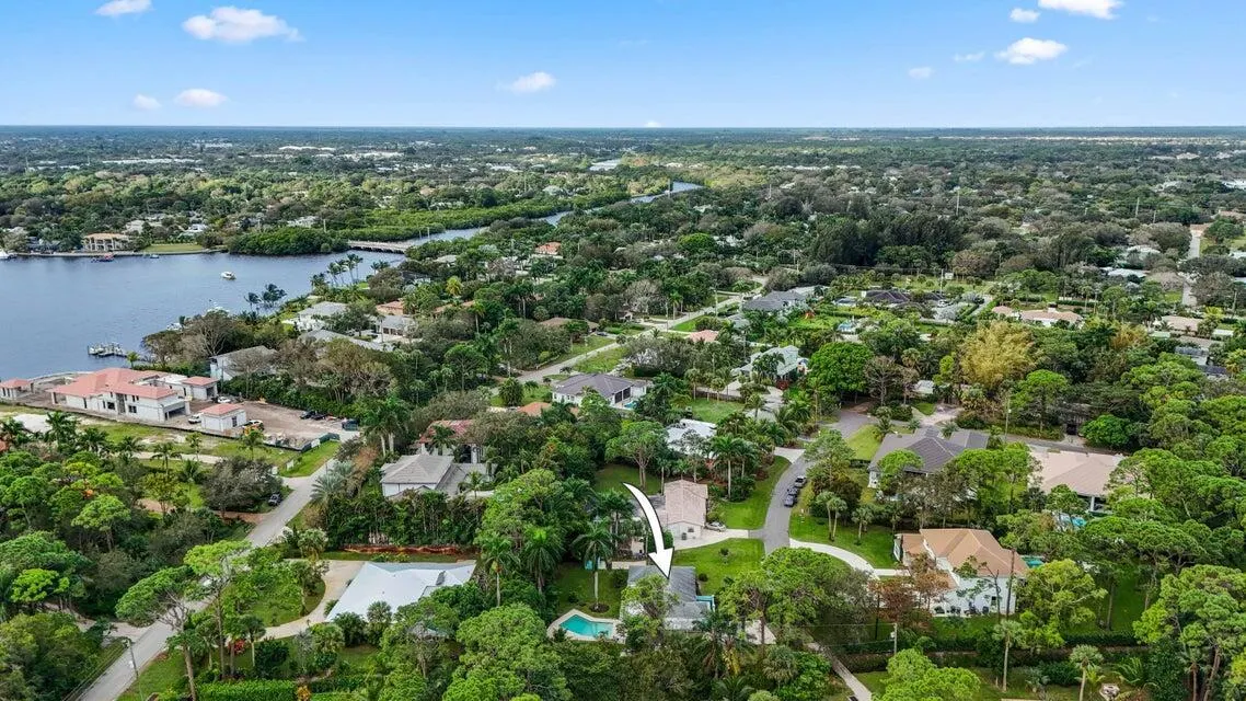 5554 Hibiscus Road