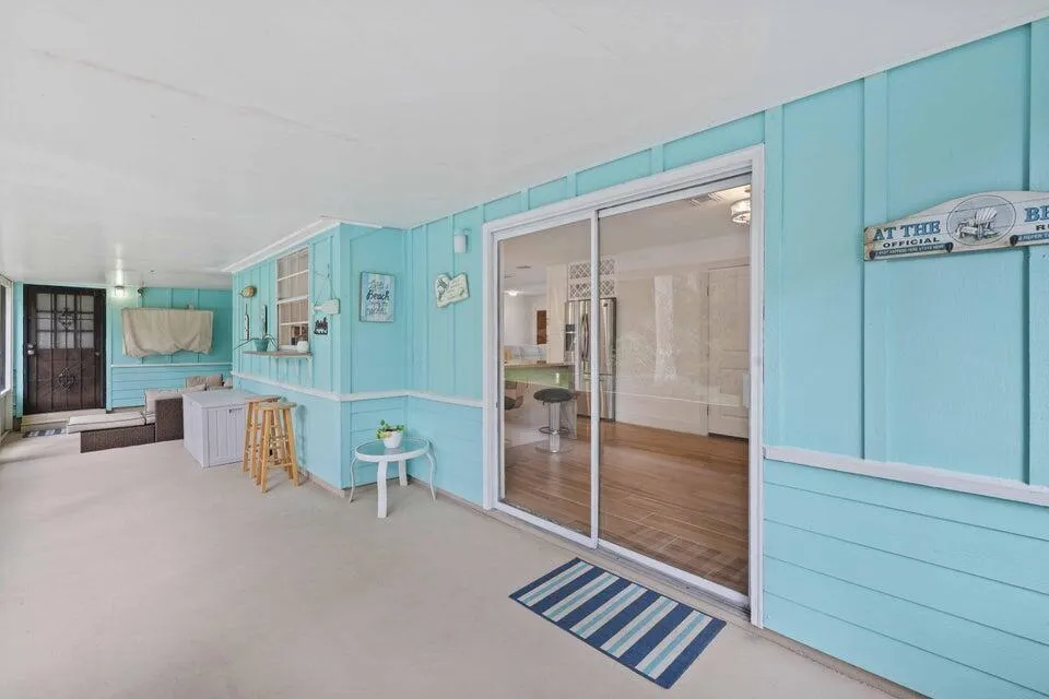 5554 Hibiscus Road