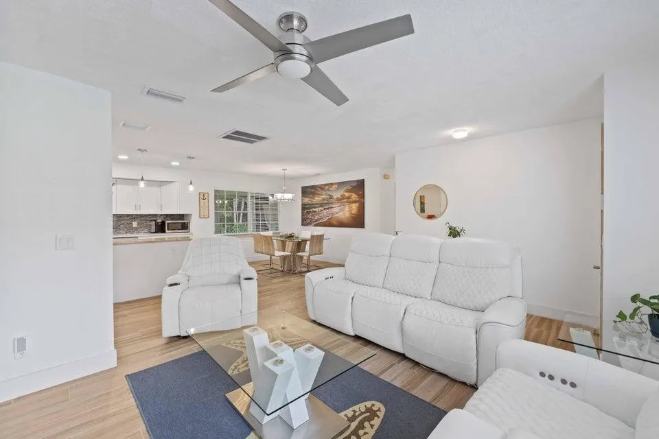 5554 Hibiscus Road