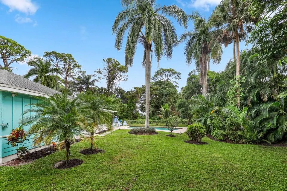 5554 Hibiscus Road