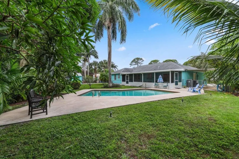 5554 Hibiscus Road