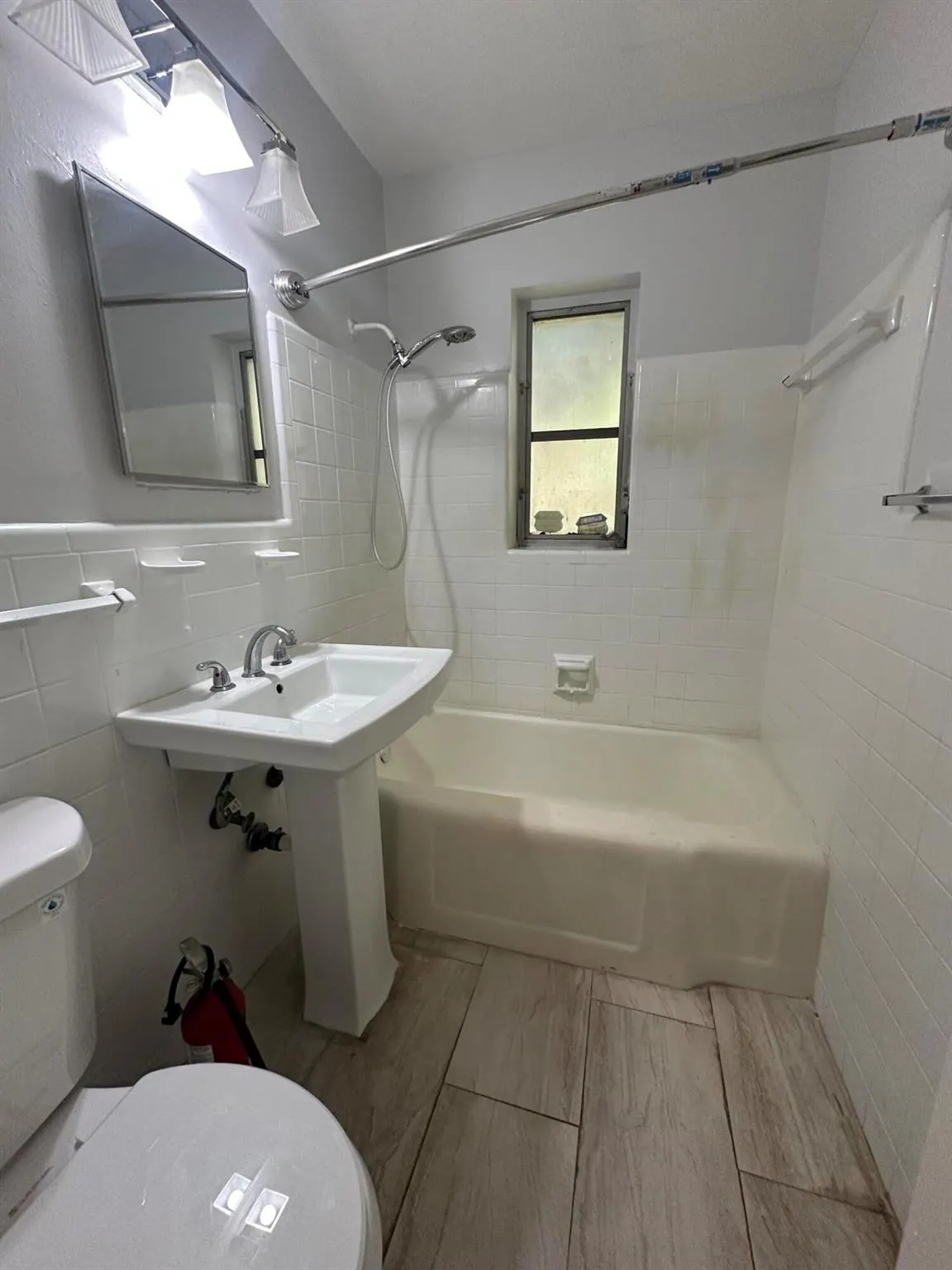 178 E 27th Street, #3