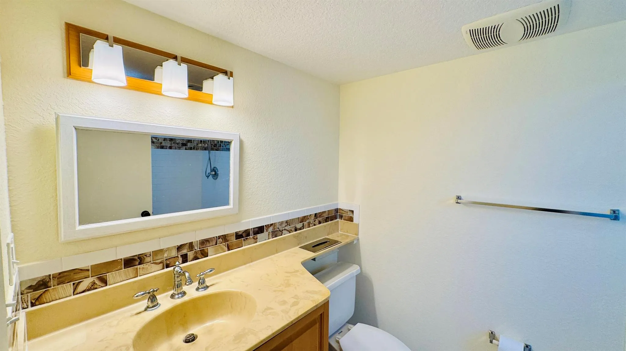 7030 Half Moon Circle, #121