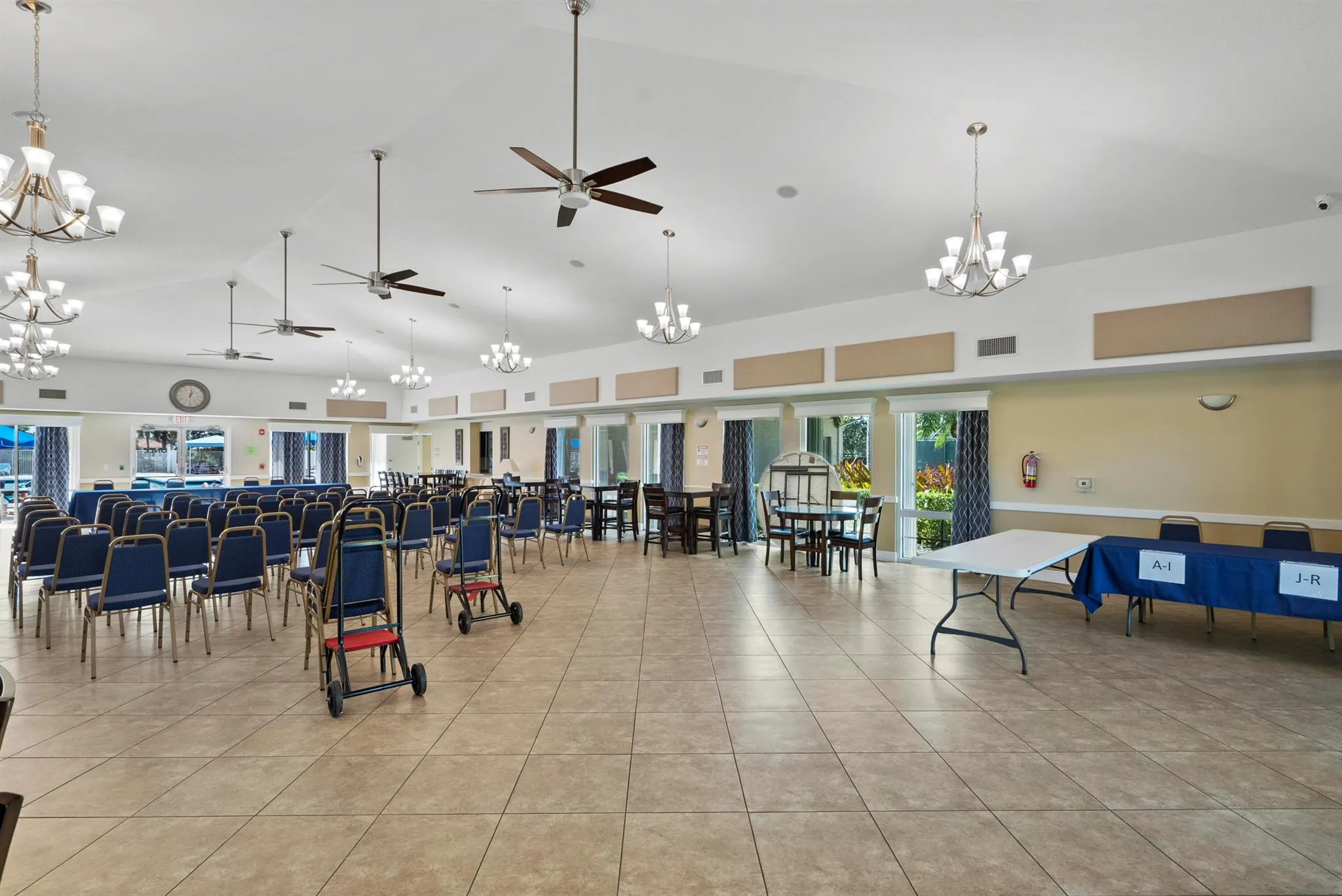 616 SW Lake Charles Circle