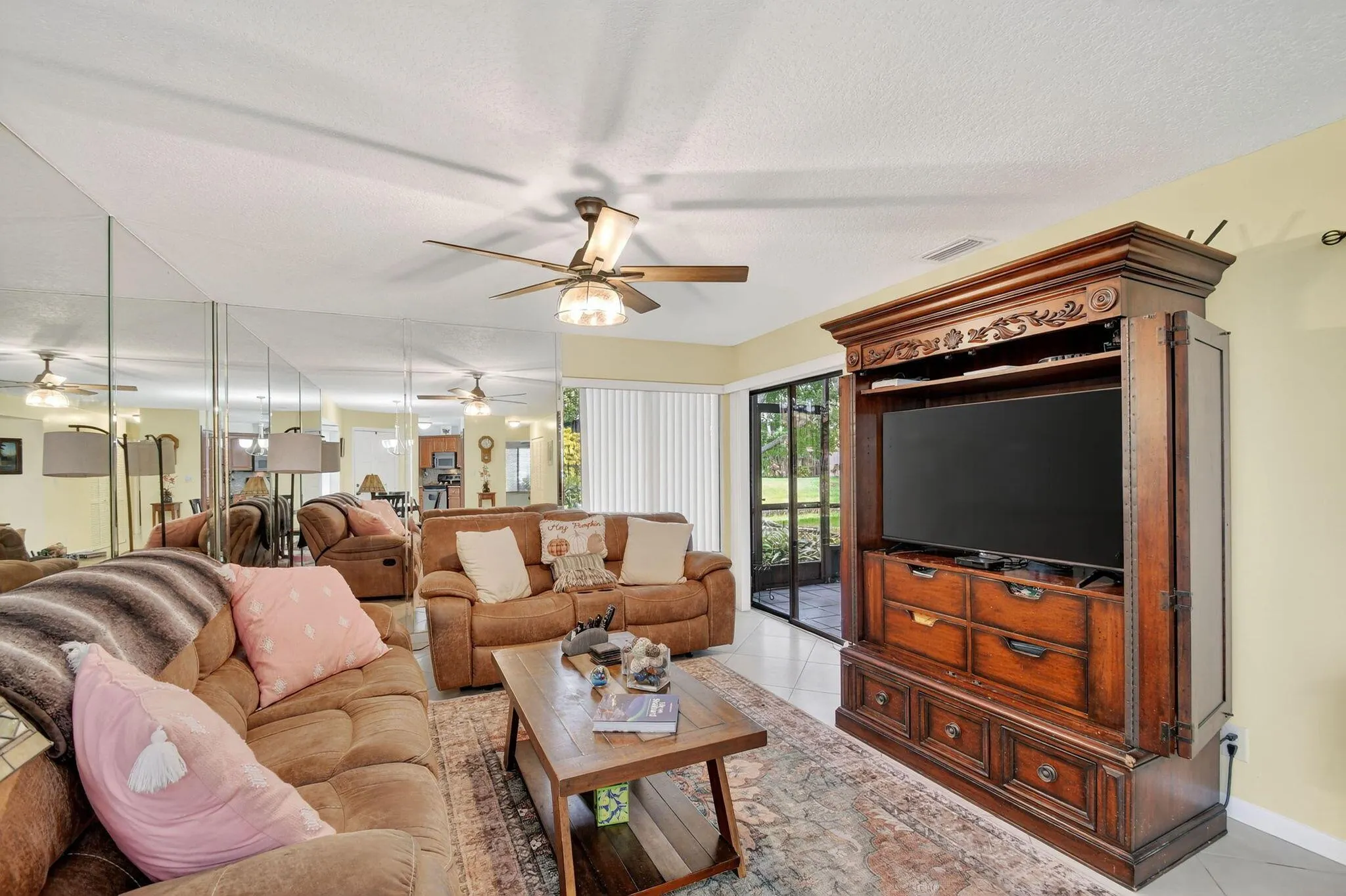 801 Harbour Pointe Way
