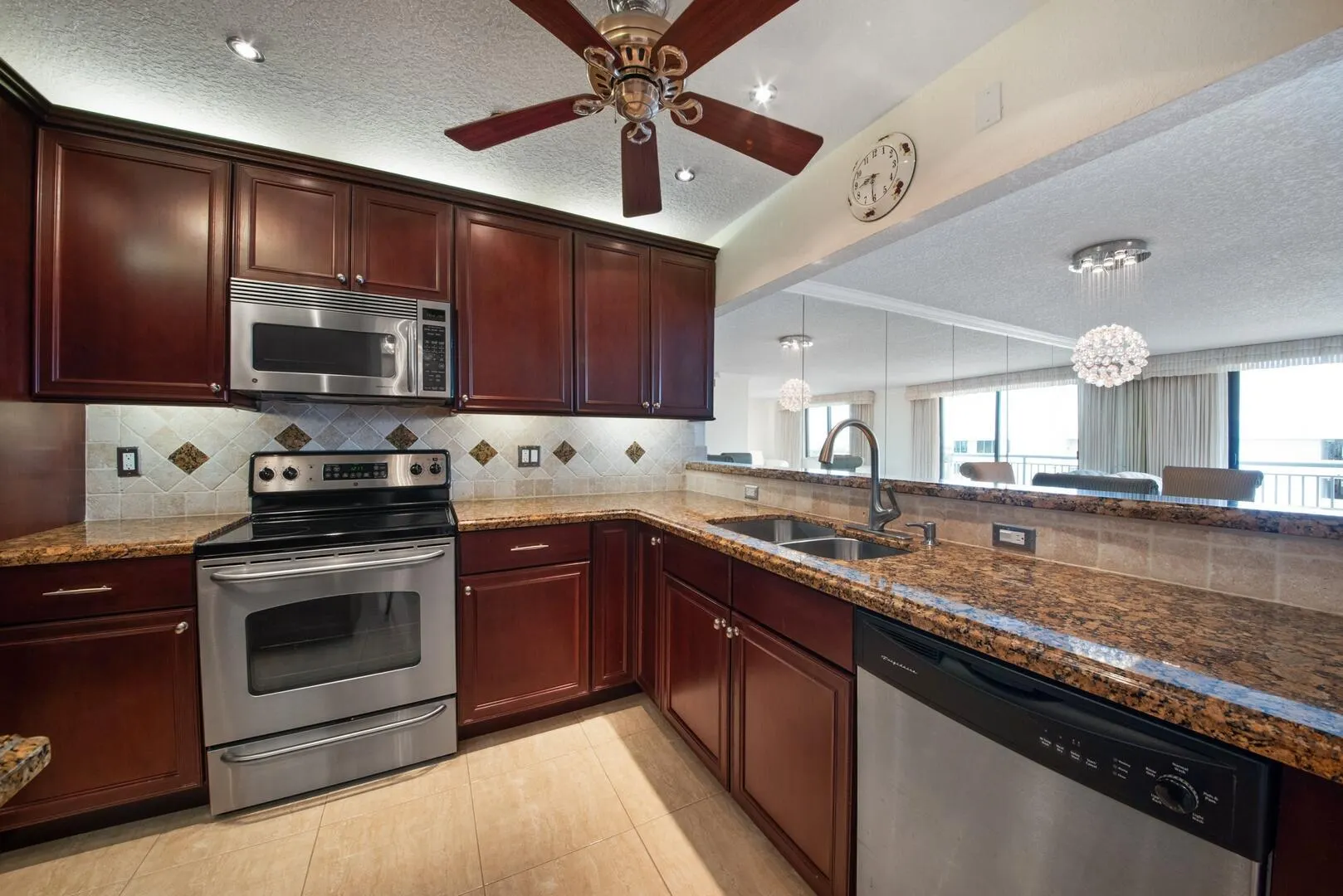3100 NE 48th Street, #Ph10