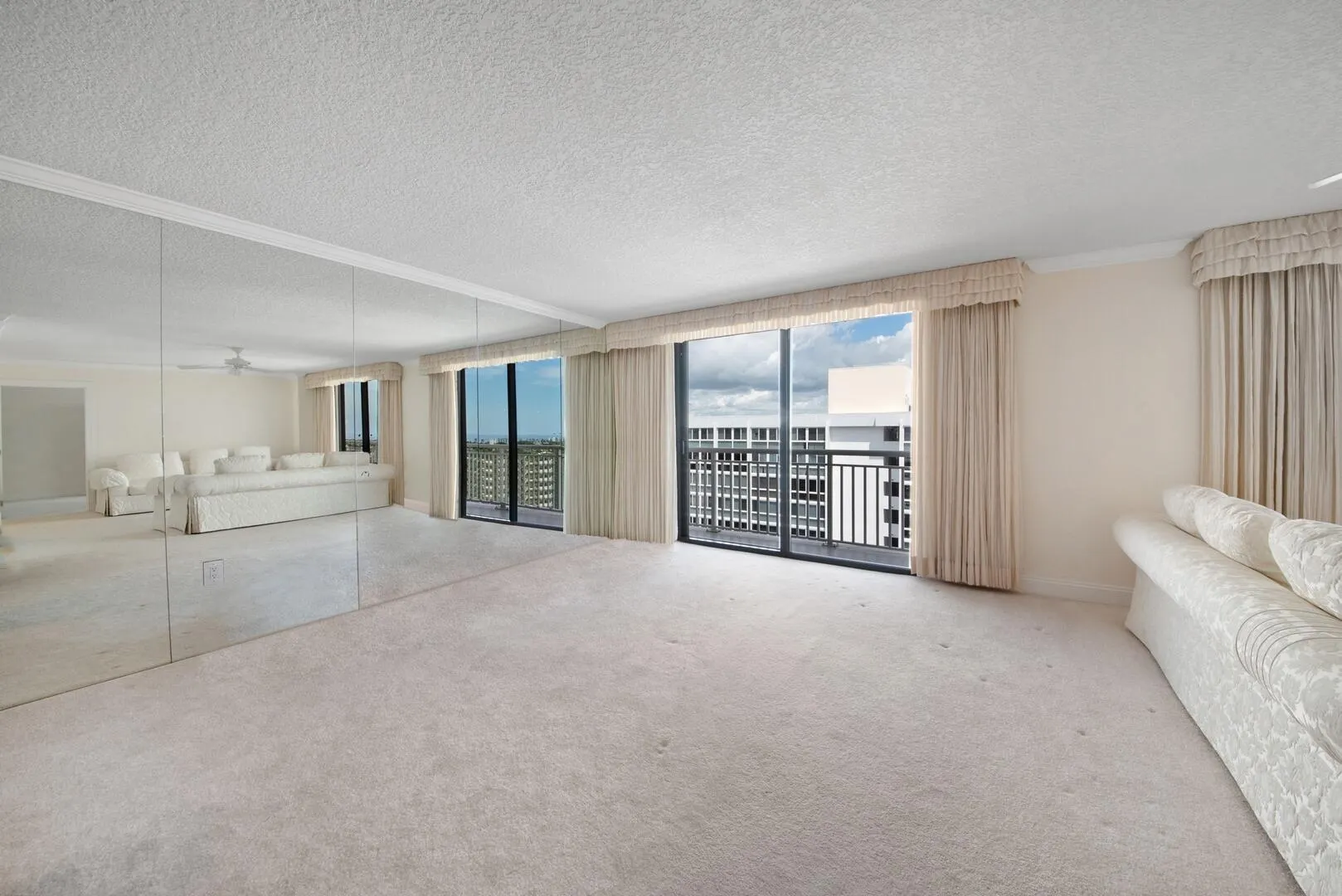 3100 NE 48th Street, #Ph10