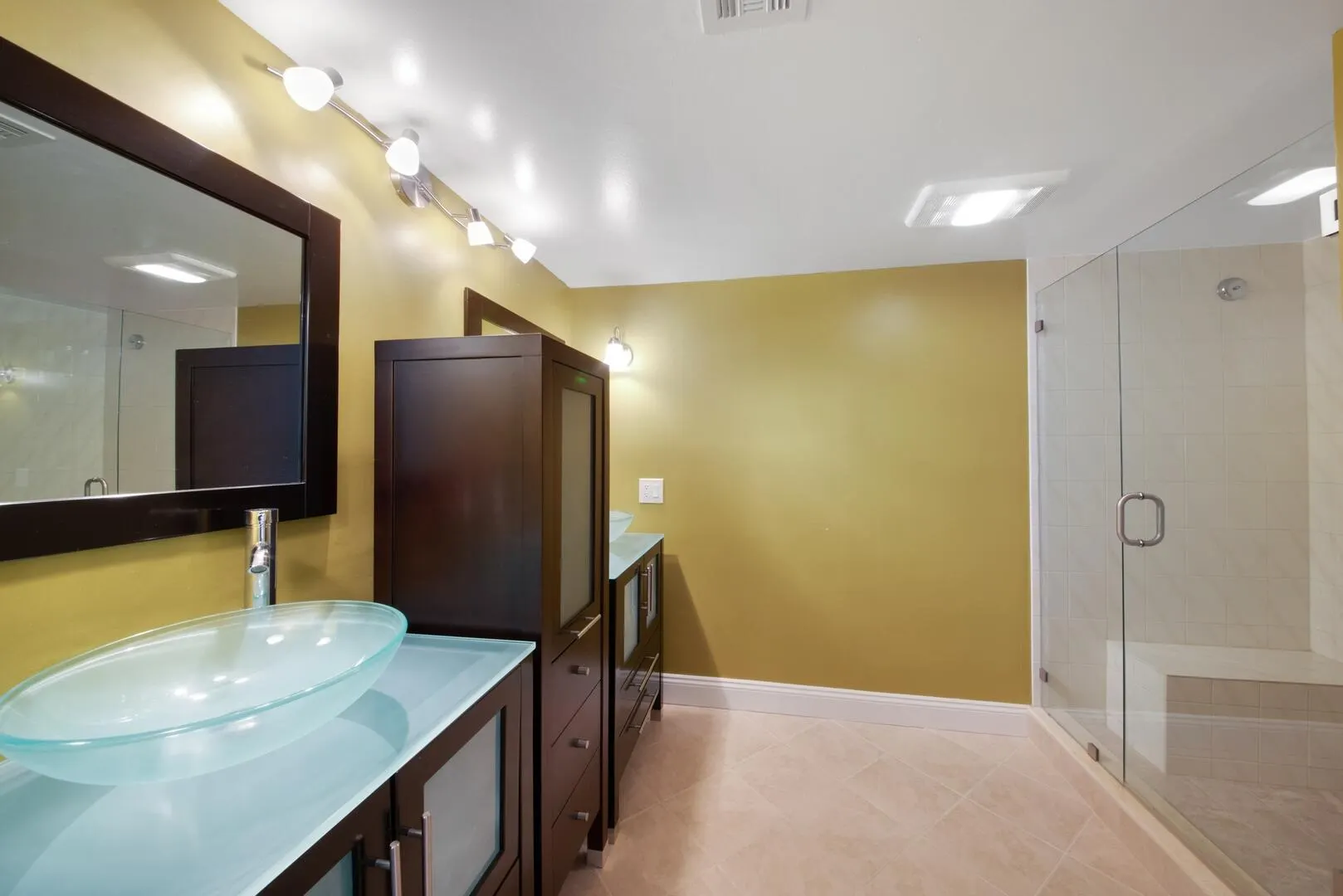 3100 NE 48th Street, #Ph10