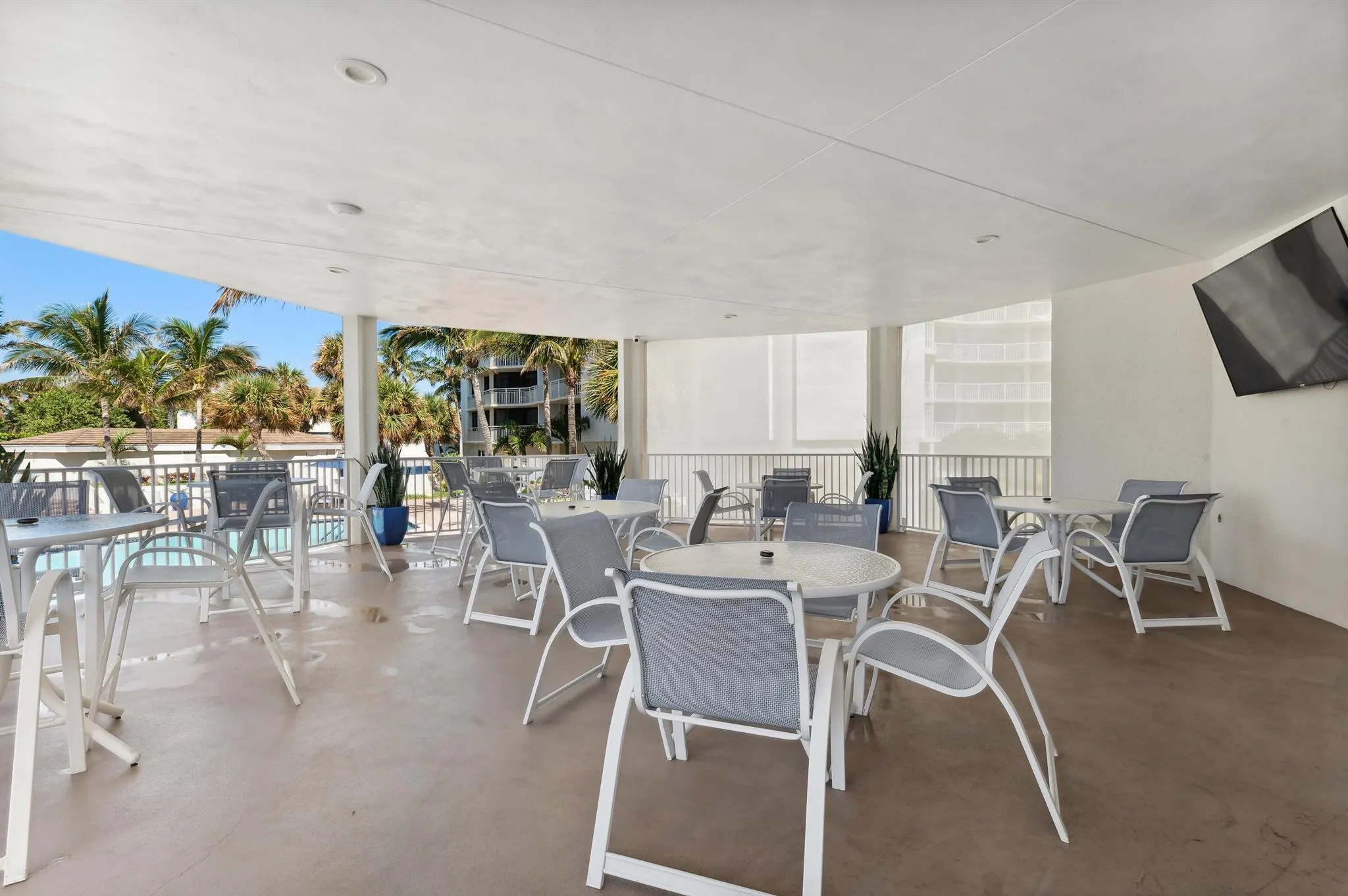3000 N Ocean Drive, #32-B