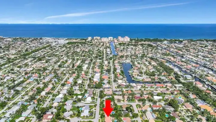 2320 NE 51st Street
