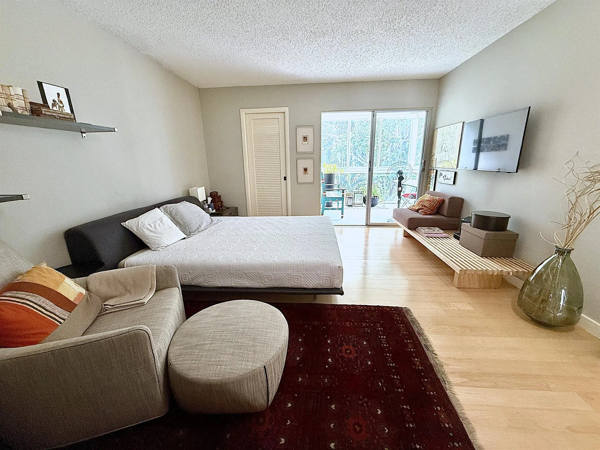 3032 Oakridge D