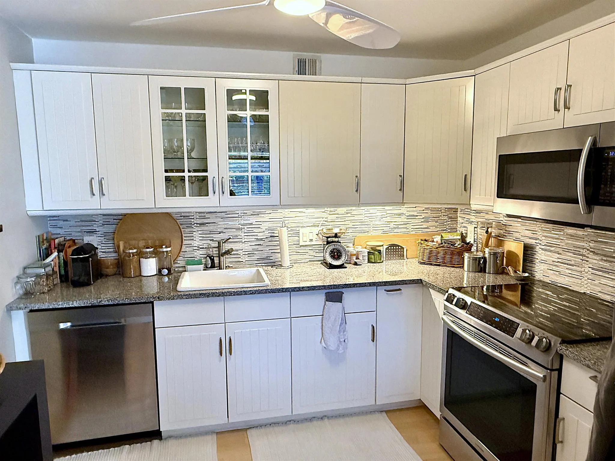 3032 Oakridge D