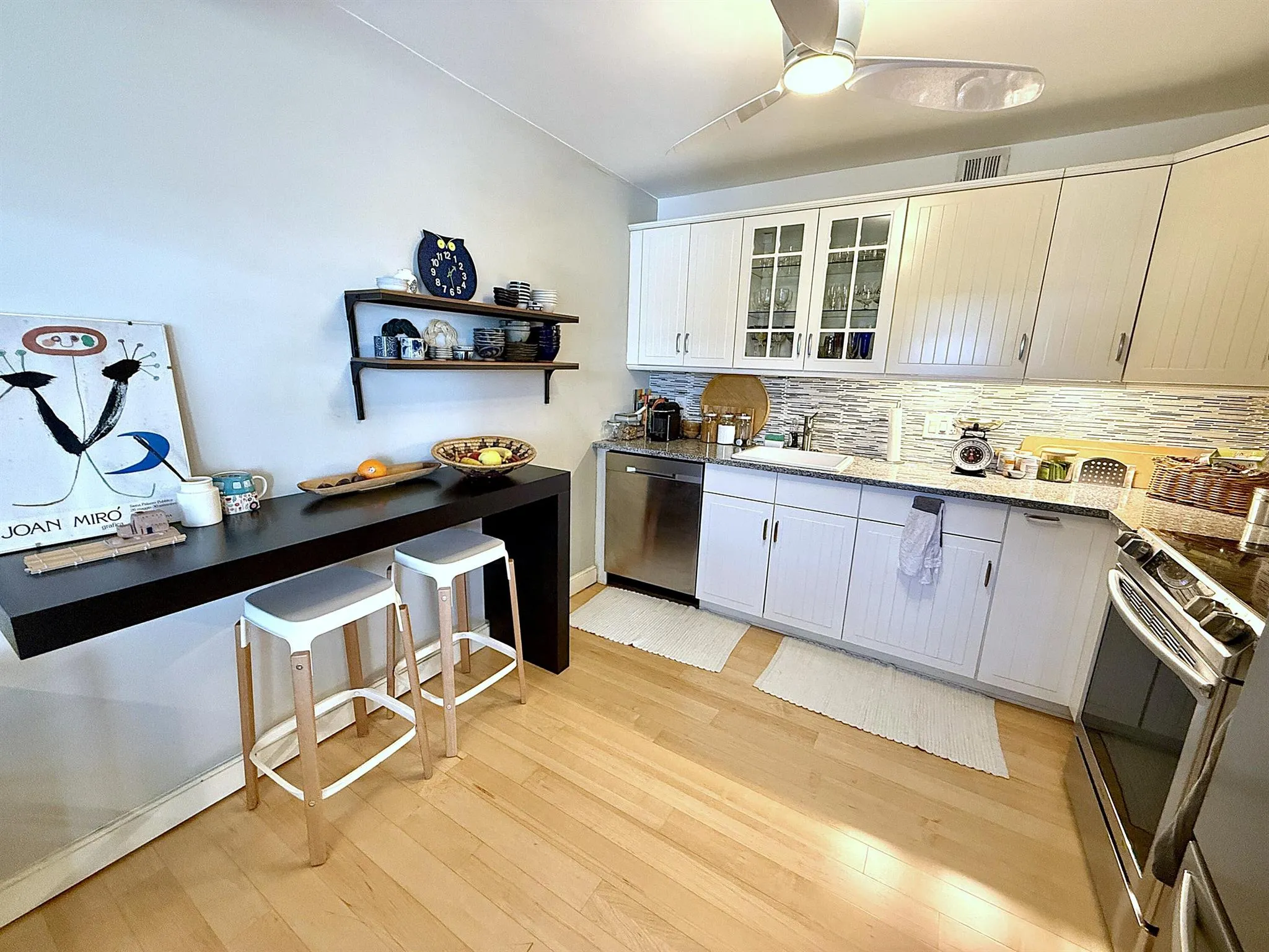 3032 Oakridge D