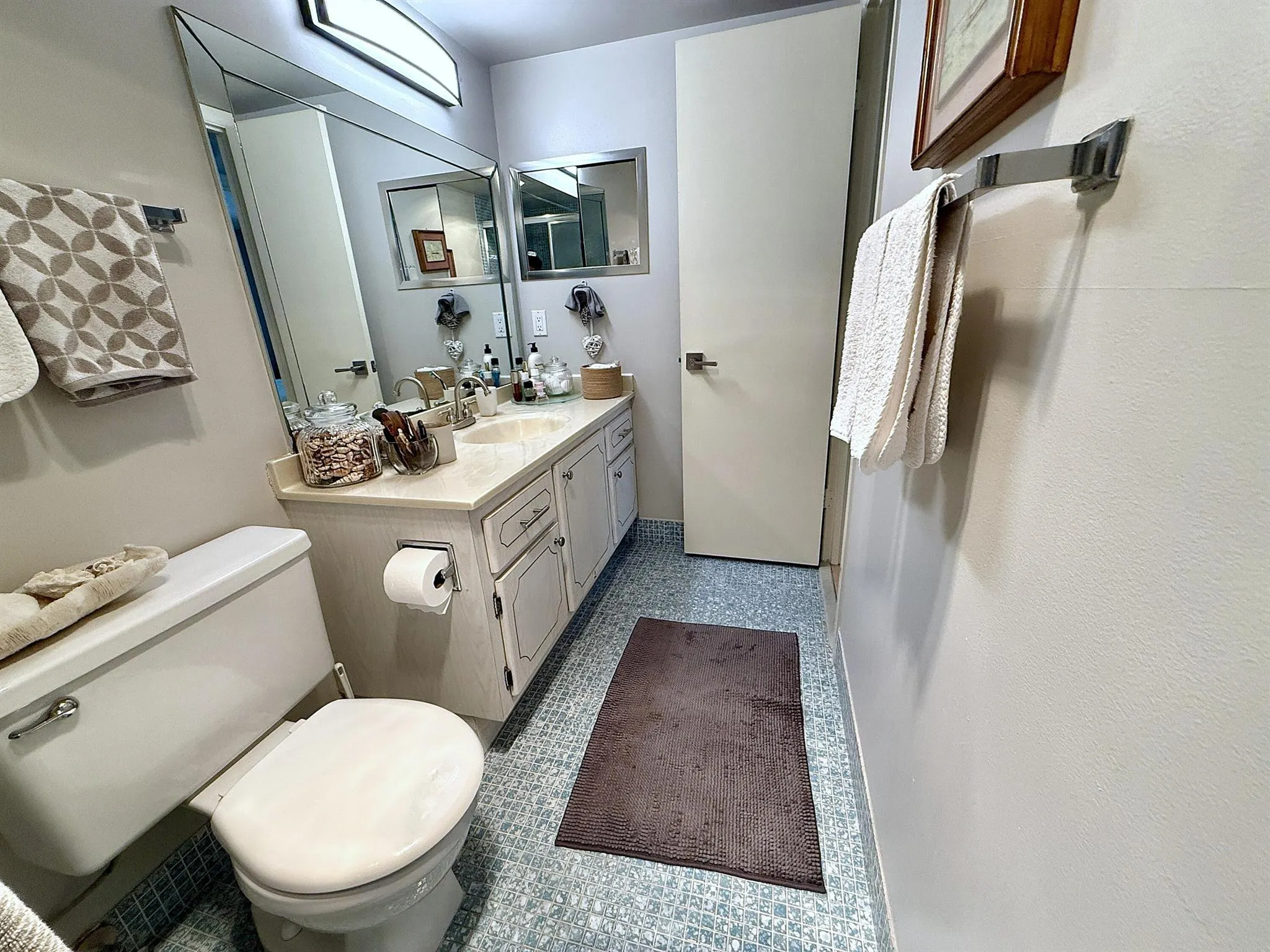 3032 Oakridge D