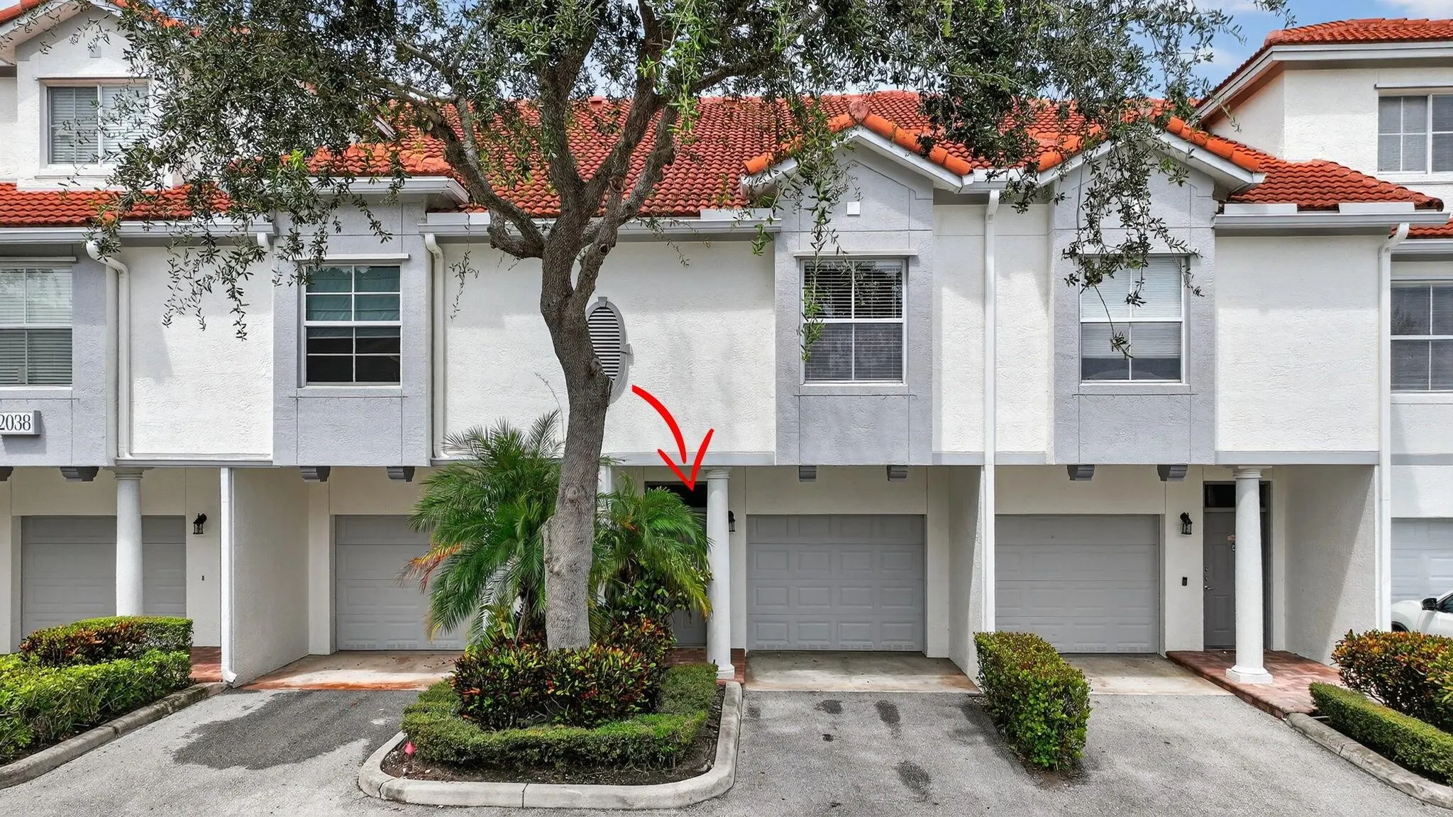 2038 Alta Meadows Lane, #1507