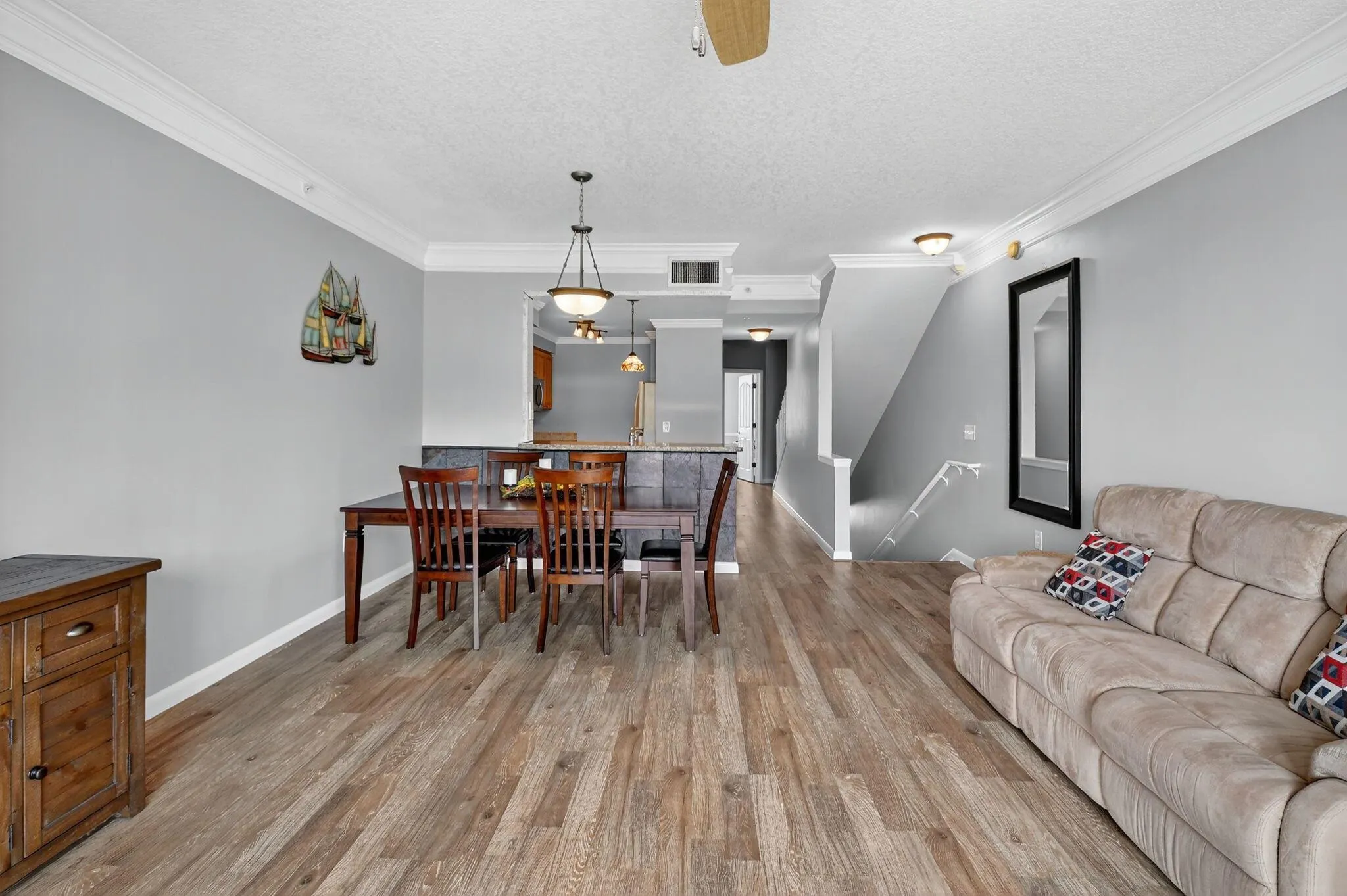 2038 Alta Meadows Lane, #1507