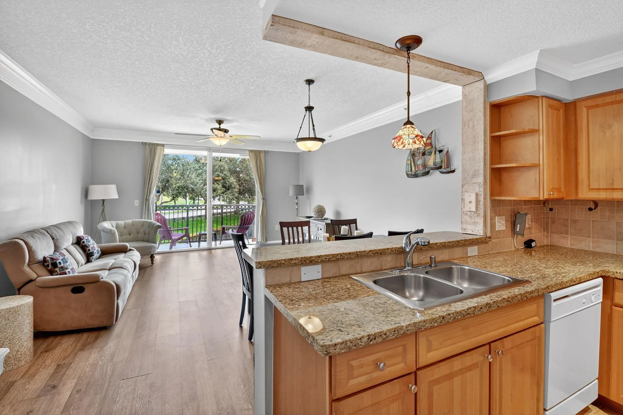 2038 Alta Meadows Lane, #1507