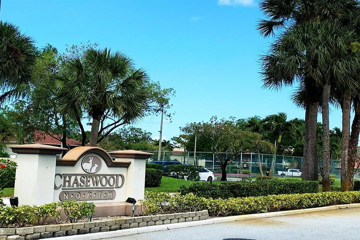 6528 Chasewood Drive, #B