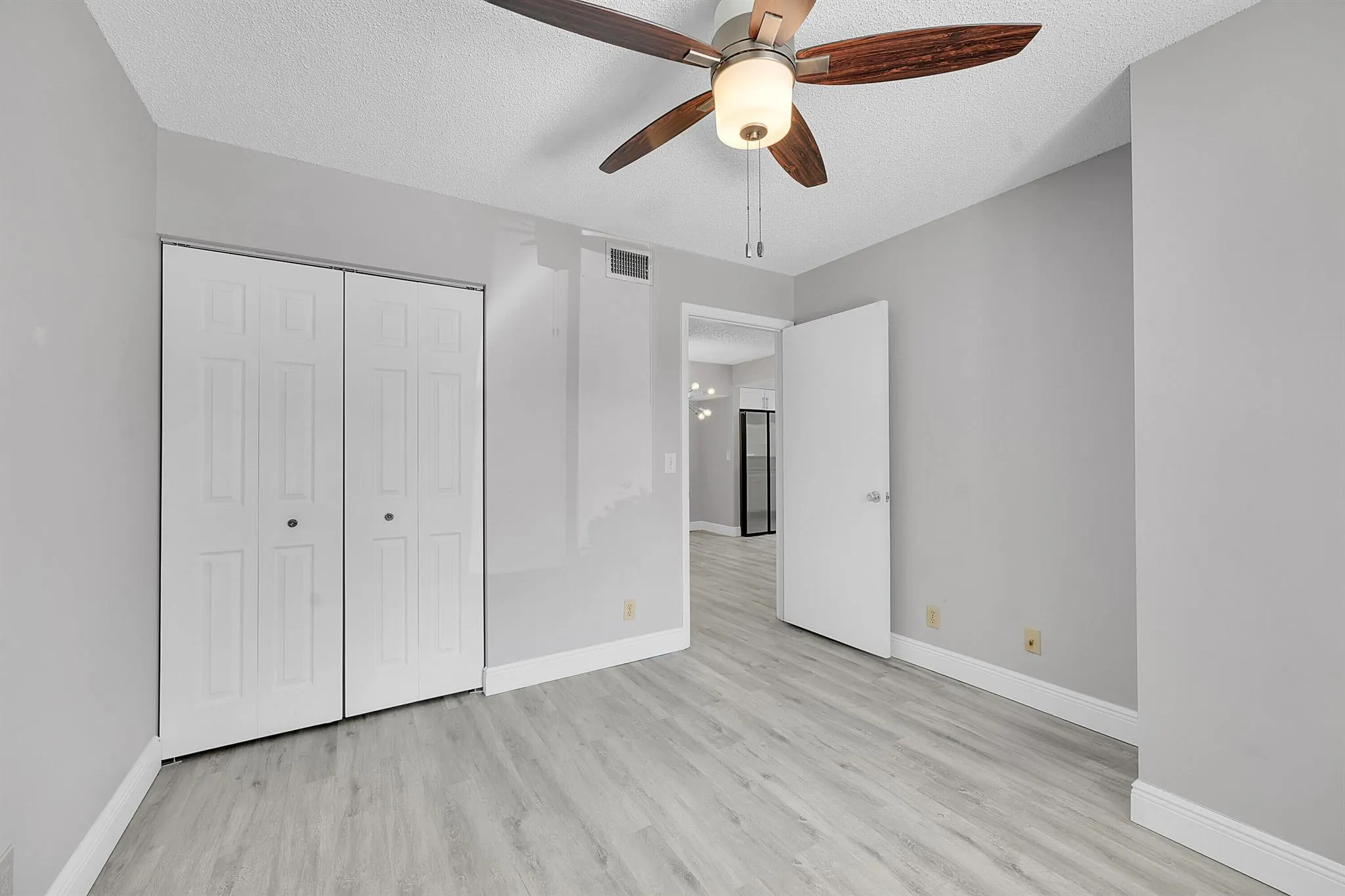 6528 Chasewood Drive, #B