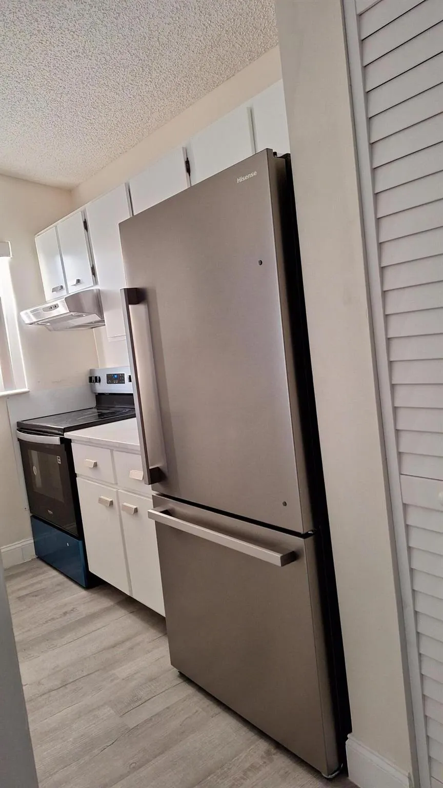 9430 Boca Cove Circle, #209