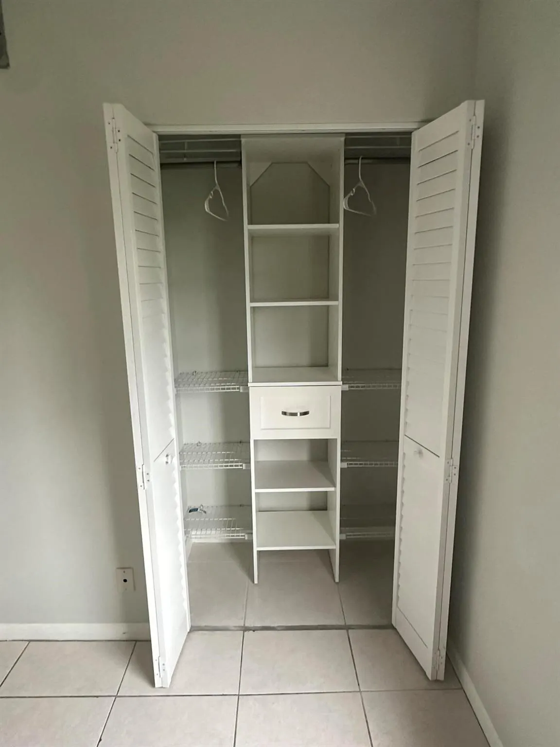 7101 Golf Colony Court, #101