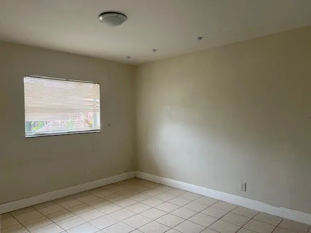 504 SE 13th Drive, #A