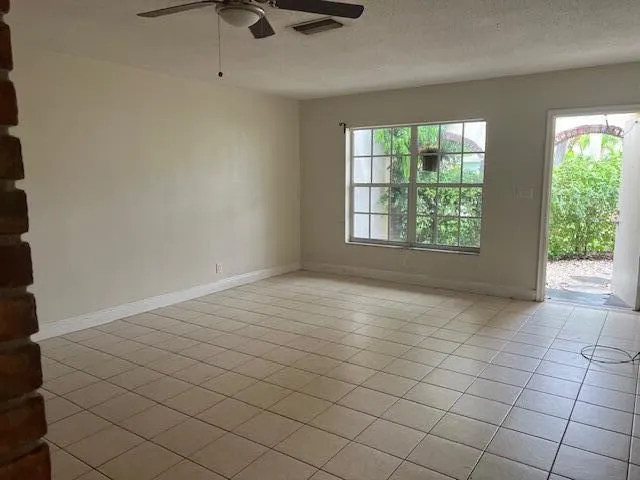 504 SE 13th Drive, #A
