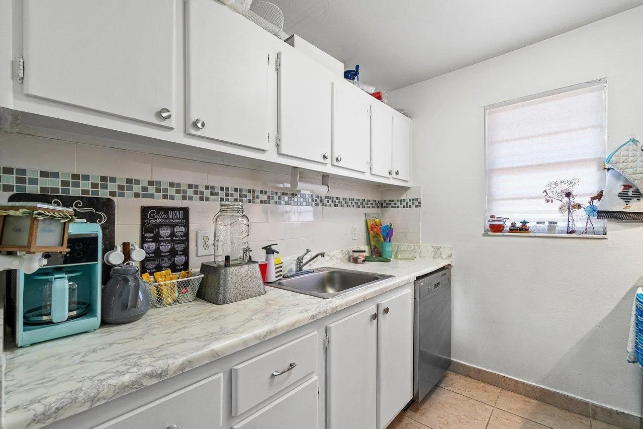 600 SW 2nd 2390 Avenue, #2390
