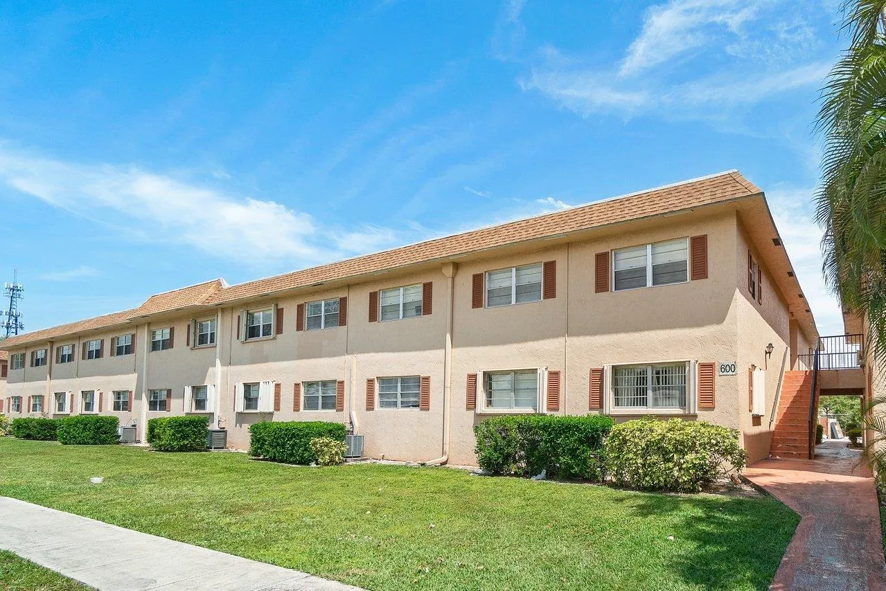 600 SW 2nd 2390 Avenue, #2390