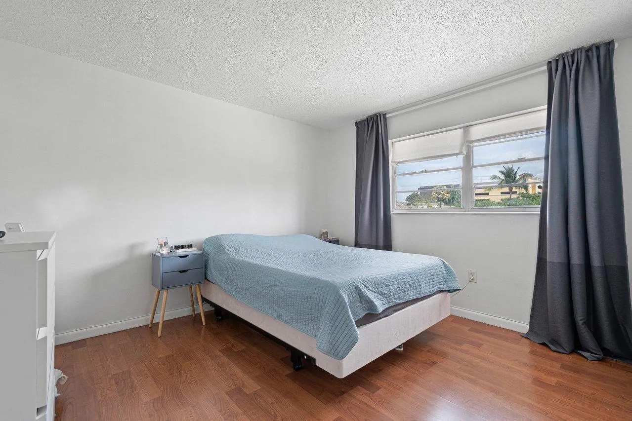 600 SW 2nd 2390 Avenue, #2390