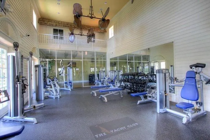 160 Yacht Club Way, #102