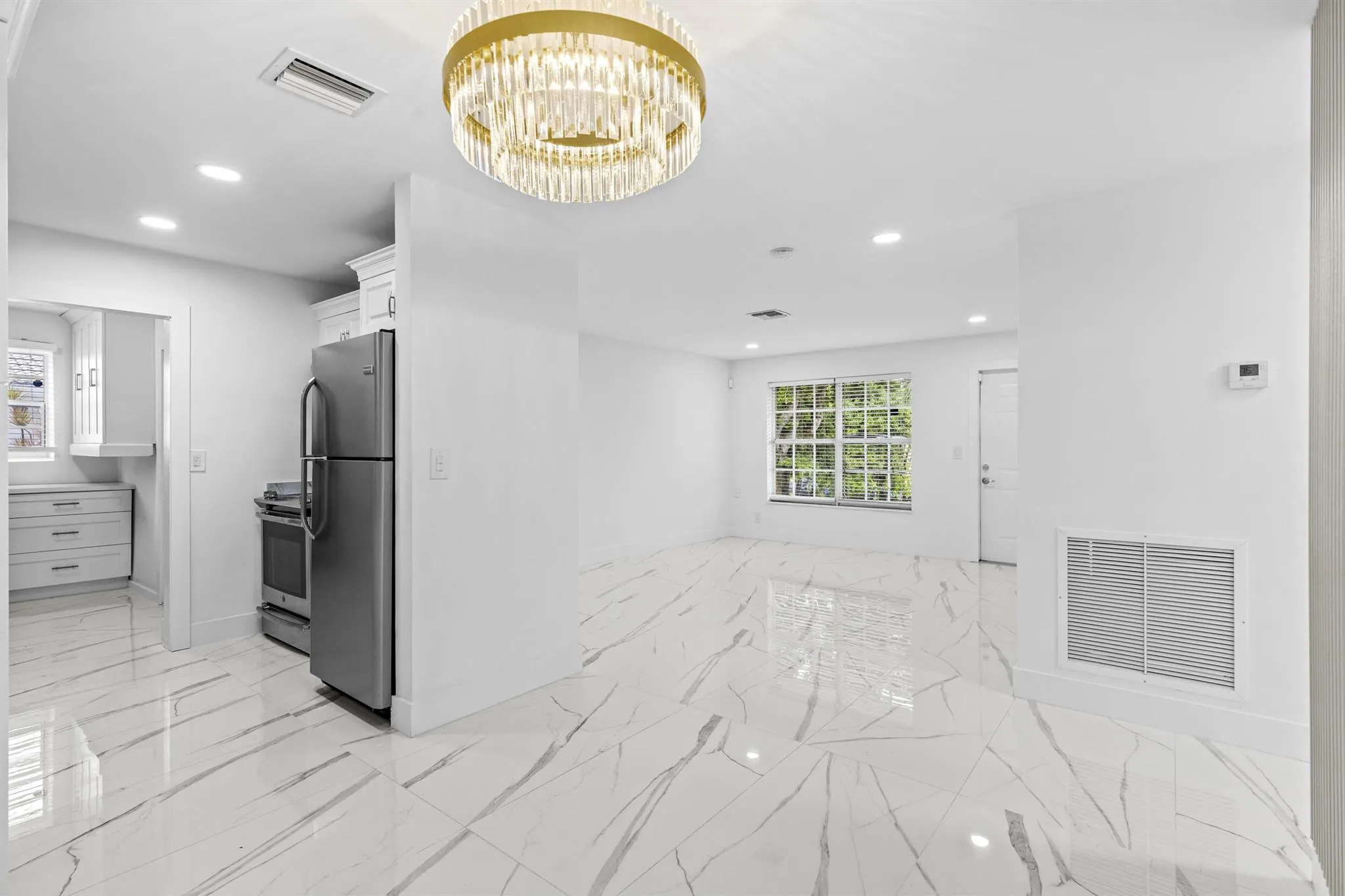 1651 W 35th Street