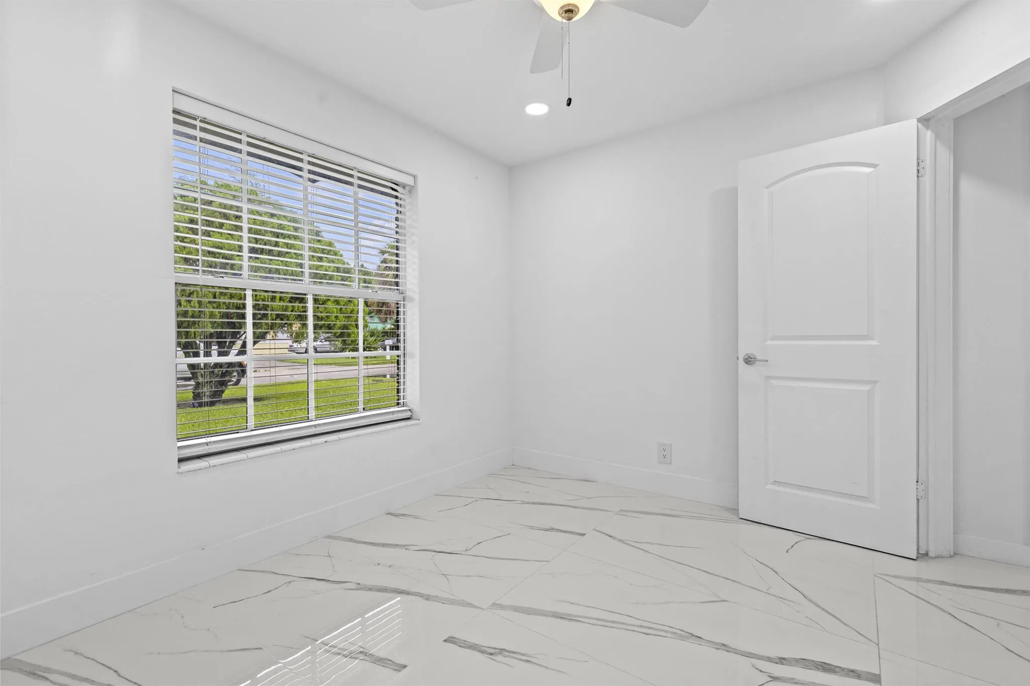 1651 W 35th Street