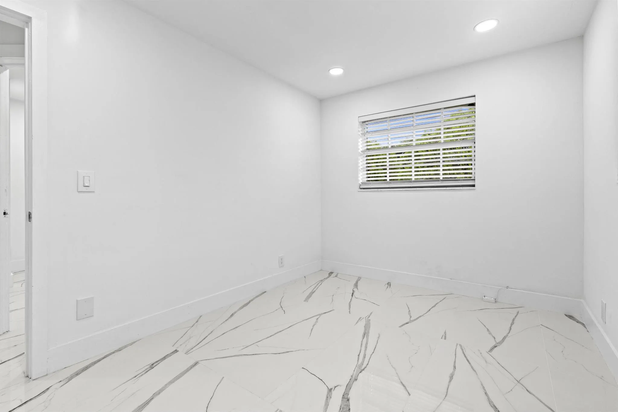 1651 W 35th Street